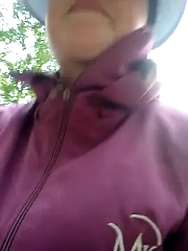 Noelle-e online show from March 25, 8:50 am