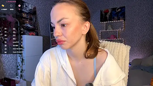 MiraVandee online show from November 24, 5:53 am