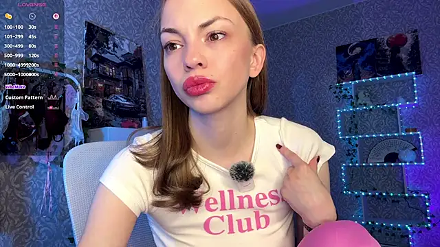 MiraVandee online show from November 8, 5:34 am