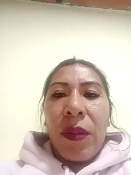 Esmeralda 546 online show from October 27, 6:35 pm