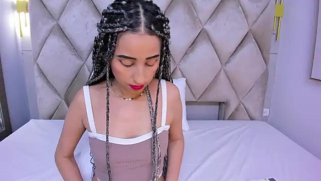 violett rabbit  online show from December 19, 8:34 pm