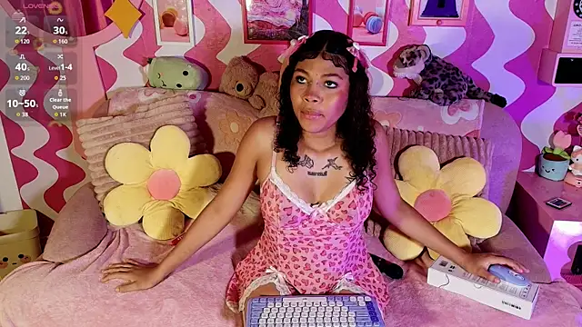 Candygirls xoxo online show from November 19, 10:37 am