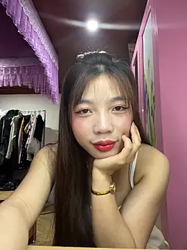 Zlienr023 online show from October 27, 1:17 pm