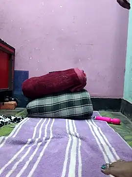 CUTE-GIRL-1 online show from April 27, 7:38 am