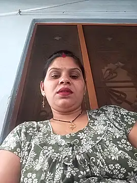 HayatKapoor online show from November 12, 8:45 am