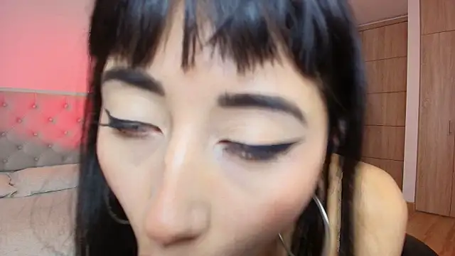 Raven  riot online show from October 30, 2:40 pm