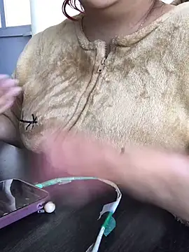 Evil kitty6 online show from November 11, 4:15 pm