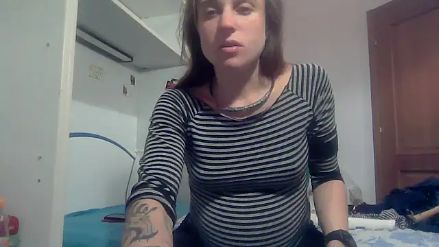 SinnEmily online show from December 19, 11:41 pm