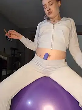 mattiethebaddieee online show from February 28, 3:39 am