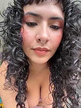 SugarTroubl33 online show from February 19, 2:38 pm