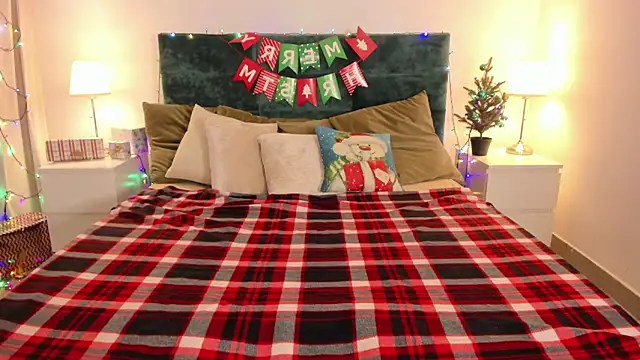 babyyullii online show from January 8, 11:58 am