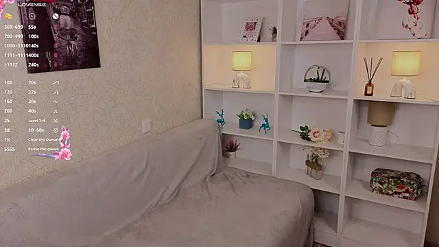 ZelmaHorio online show from April 16, 8:08 pm