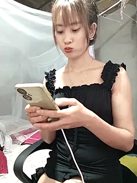 Em xinh01 online show from April 19, 1:00 pm