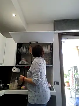 Piediniecollant online show from April 15, 10:38 am