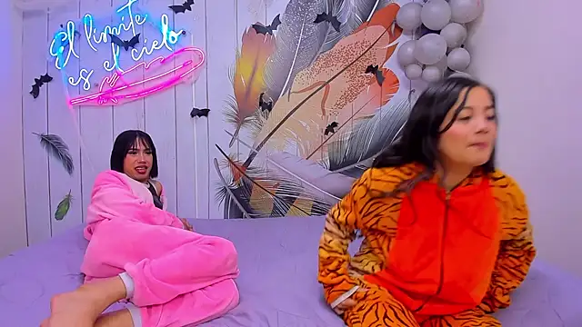 Wetter Dreamss online show from November 2, 10:35 pm