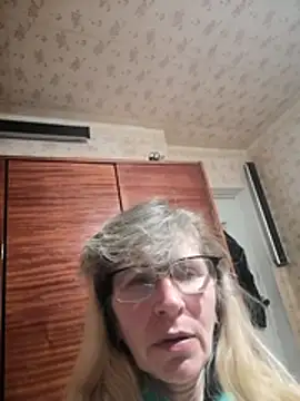 Georgette466 online show from February 26, 7:13 pm