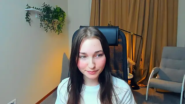 CorrinVliem online show from November 5, 2:00 pm