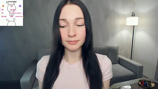 CorrinVliem online show from November 17, 8:09 pm