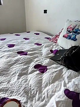 carlina28 online show from November 25, 11:23 am