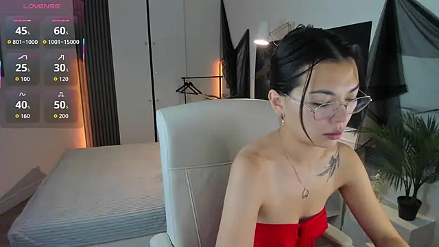 AsianAlis online show from November 24, 8:16 am