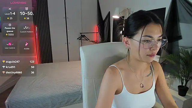 AsianAlis online show from November 18, 3:02 pm