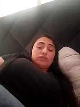 solandrea online show from November 21, 7:49 pm