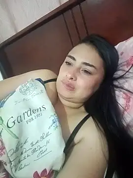 solandrea online show from December 2, 3:19 am