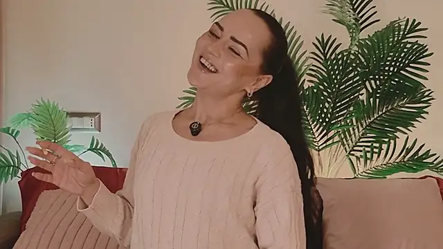 SiennaRosse online show from February 19, 9:57 pm