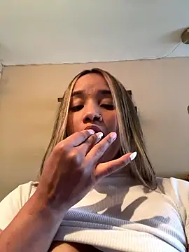 AriVelvet online show from January 11, 10:04 pm