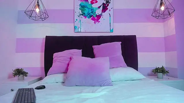  millyjones  online show from November 21, 4:47 am