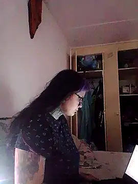 Shadow Secret online show from November 17, 11:11 am