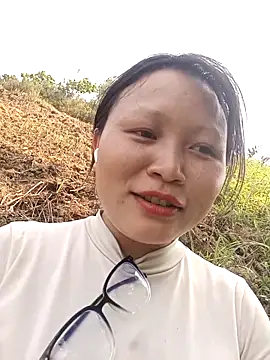 yoyo-mi online show from March 31, 8:03 am