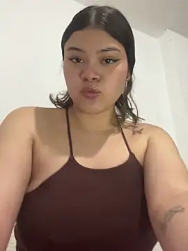 Tharafresneda  online show from December 2, 10:23 pm