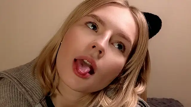 BaileyBernos online show from November 24, 10:17 am