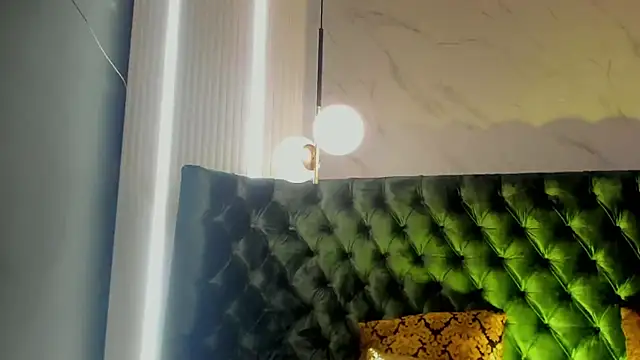 ChloeCortez online show from November 16, 6:52 pm