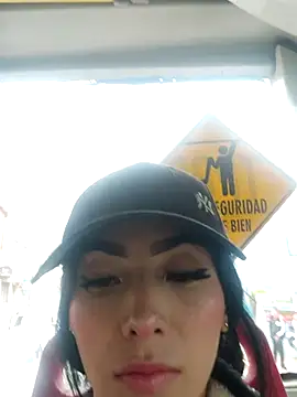 Moon And Sunn online show from November 4, 6:46 pm