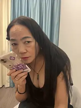 serendipity-520 online show from December 1, 3:43 am