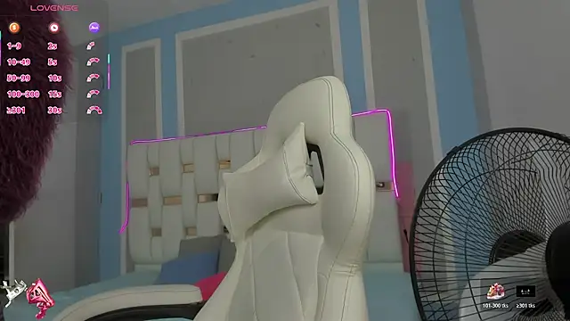 Katia Santana1 online show from December 2, 3:19 am