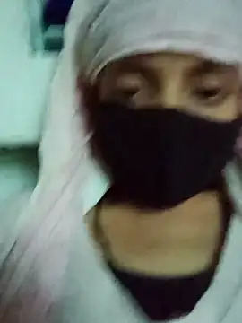 Quenn-Jiya752 online show from December 1, 11:14 am