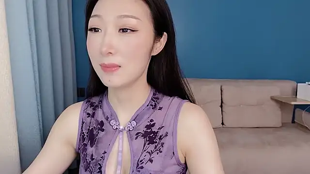 ella55-- online show from June 4, 1:55 am