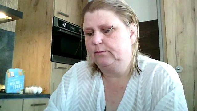 Sylviastar46 online show from March 22, 8:42 am