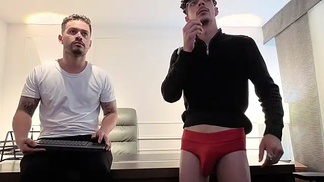 boysonfiree online show from November 19, 11:54 am