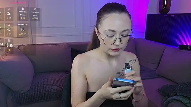 AmeliaTeylor online show from November 4, 7:46 am