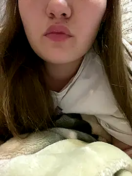 Regina Lynne online show from November 10, 6:03 pm