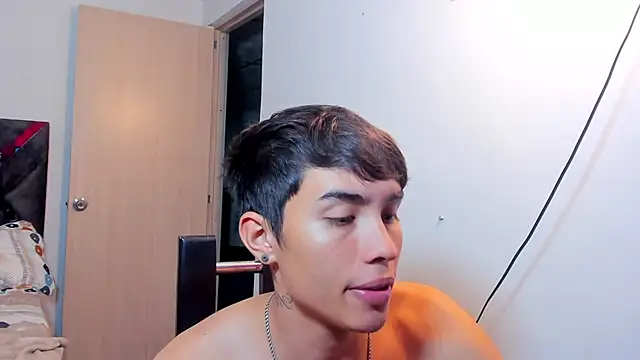 MollyandFher online show from November 8, 2:05 am