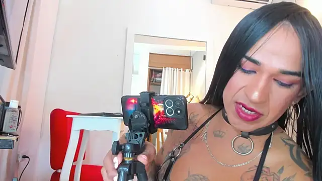 Jessyka 10inches online show from November 8, 1:16 pm