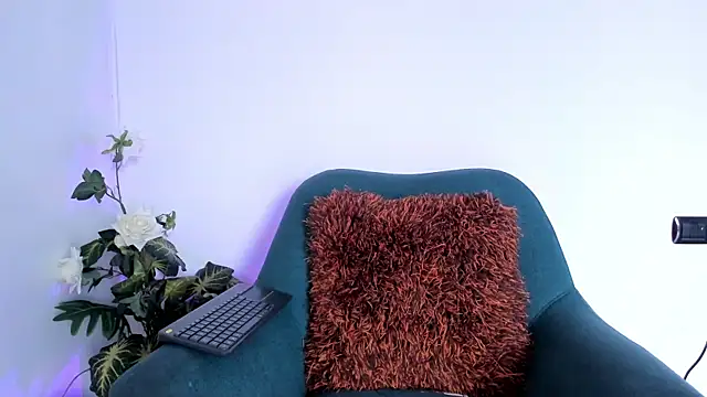 LahanaKimish online show from November 11, 12:46 pm