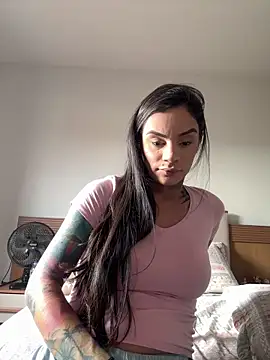 tsluafernandes online show from October 29, 6:10 pm