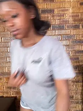 SP1CY MOMMY online show from November 9, 1:18 pm