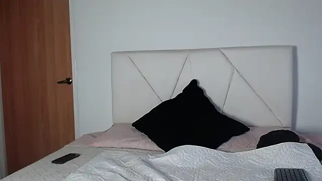 emmma moon online show from November 13, 9:03 pm